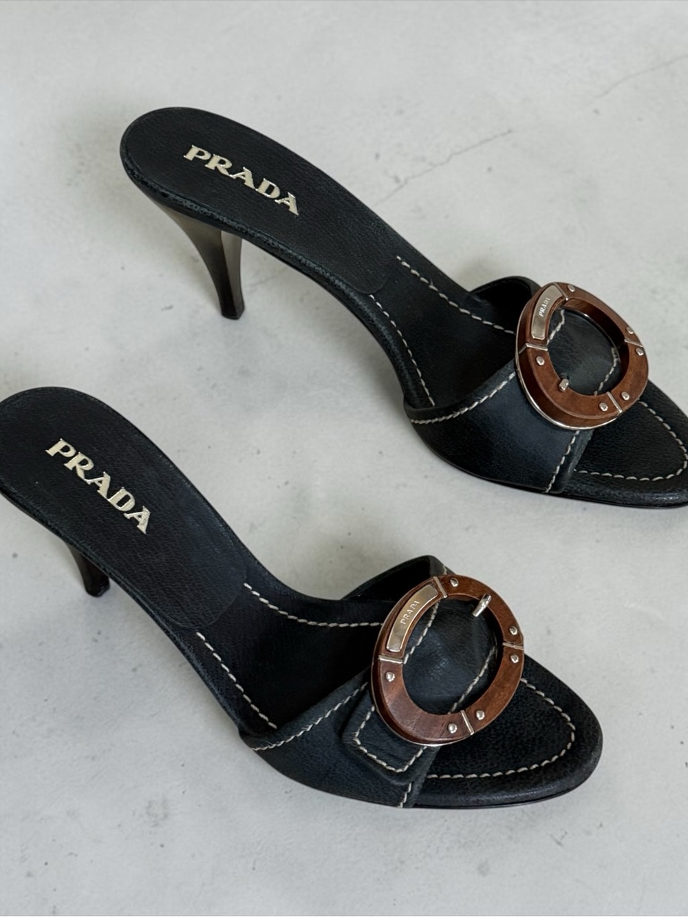 Authentic Vintage Prada Navy Blue Leather Mule Slides Wood Buckle! 36(EU) 6(US) - Picture 4 of 16
